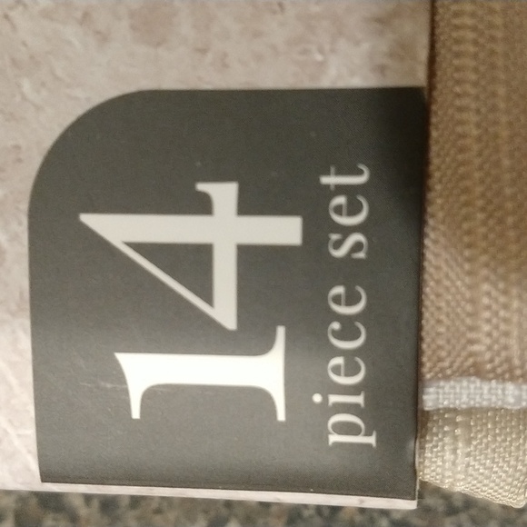 Shower Curtain Set - Picture 2 of 7